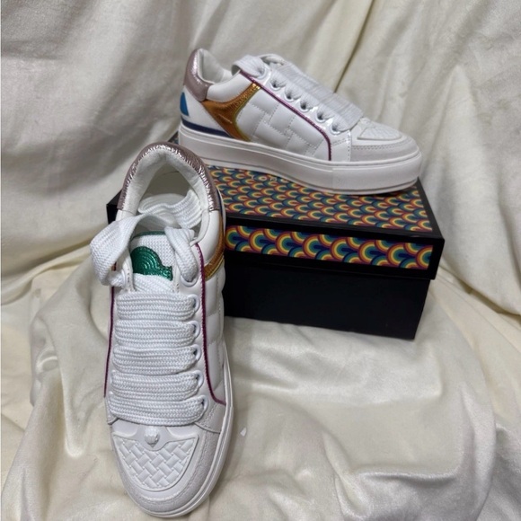 NIB 🌺 Kurt Geiger London Southbank Metallic Leather Platform Sneakers Sz 8.5 - Picture 2 of 12